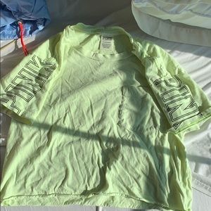 A crop shirt and it can be use for workout